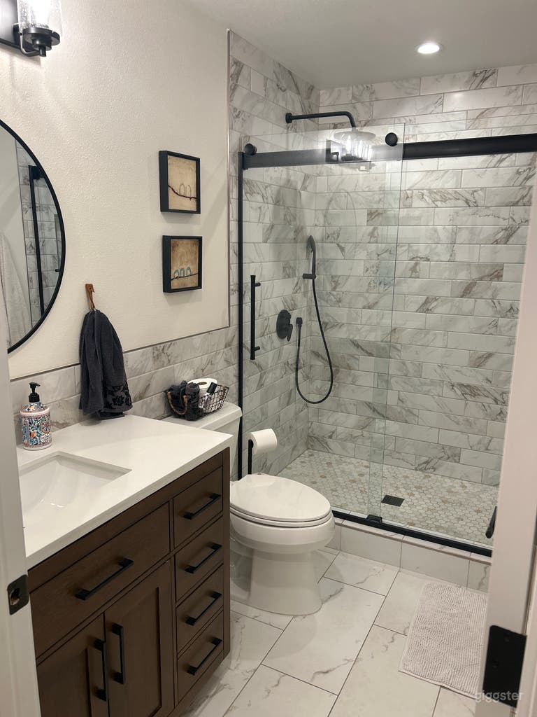  Brand new bathroom with large shower. Lighting and space can be used for hair/makeup. 