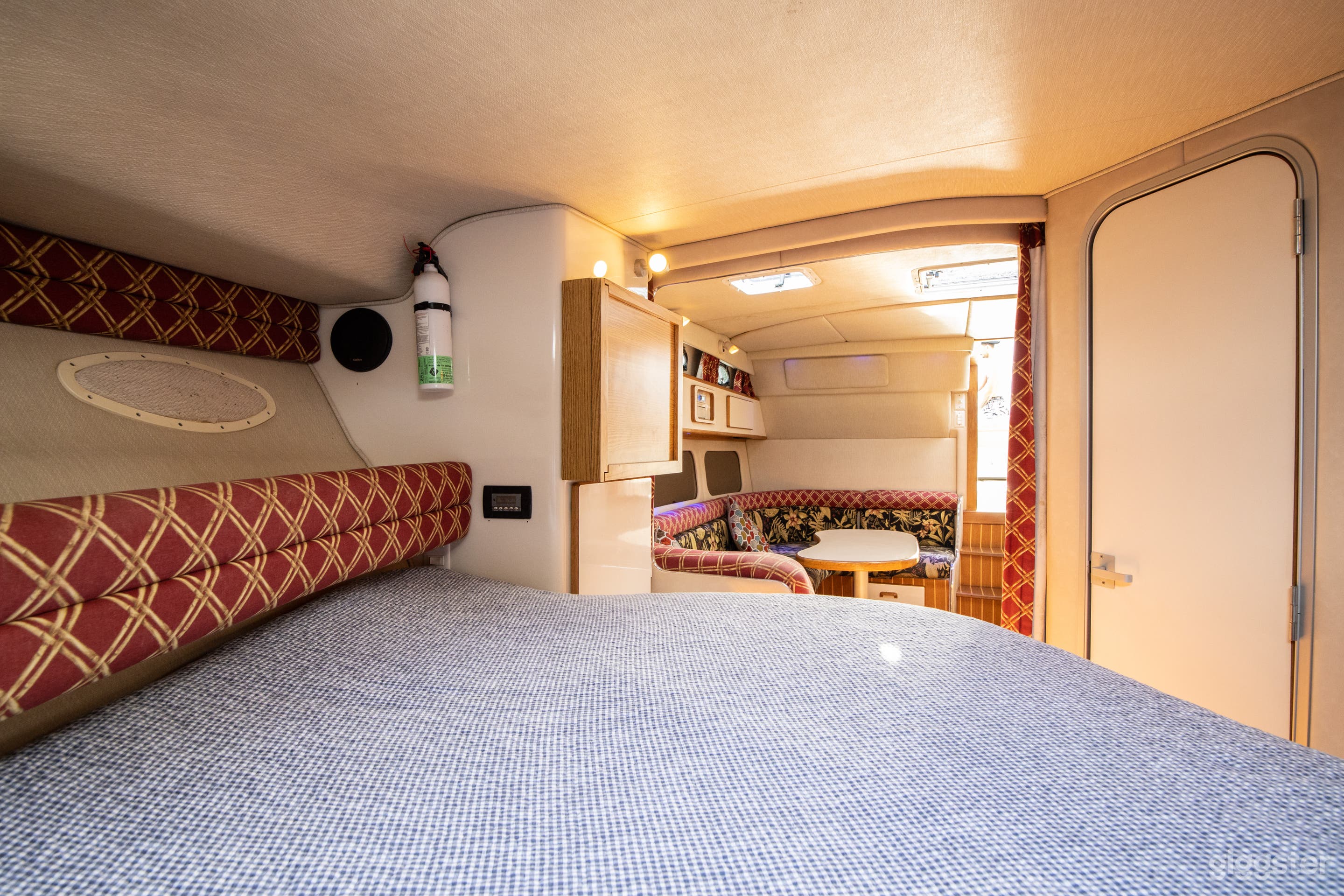 Life Is Good Yachts Photo 3