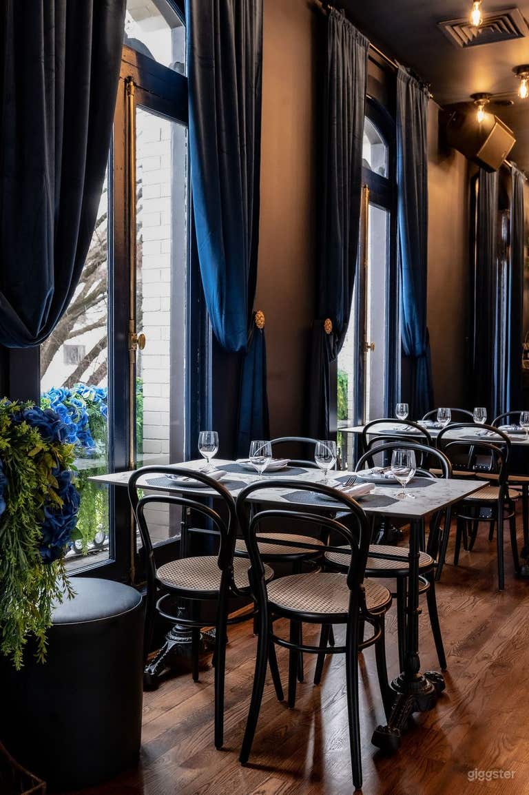  Upscale Upstairs Lounge 