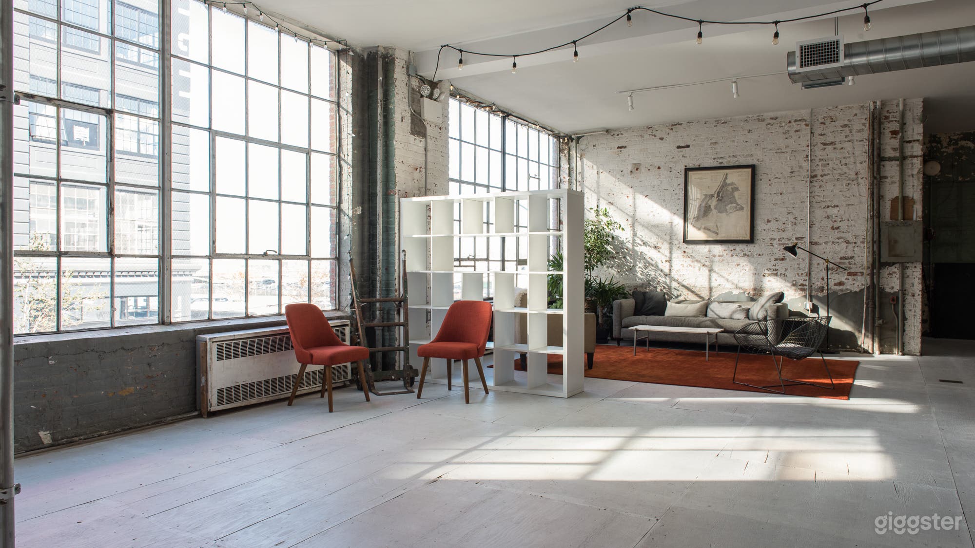 Studio 1 - 3,200 sq/ft