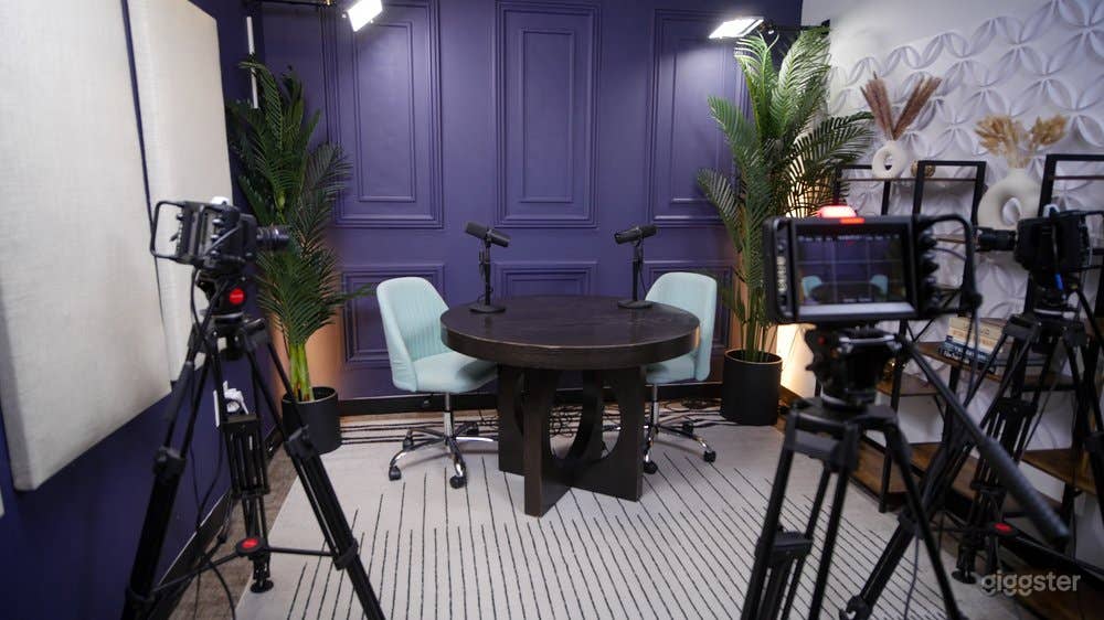 Professional &amp; Stylish Podcast Studio in Midtown Photo 1