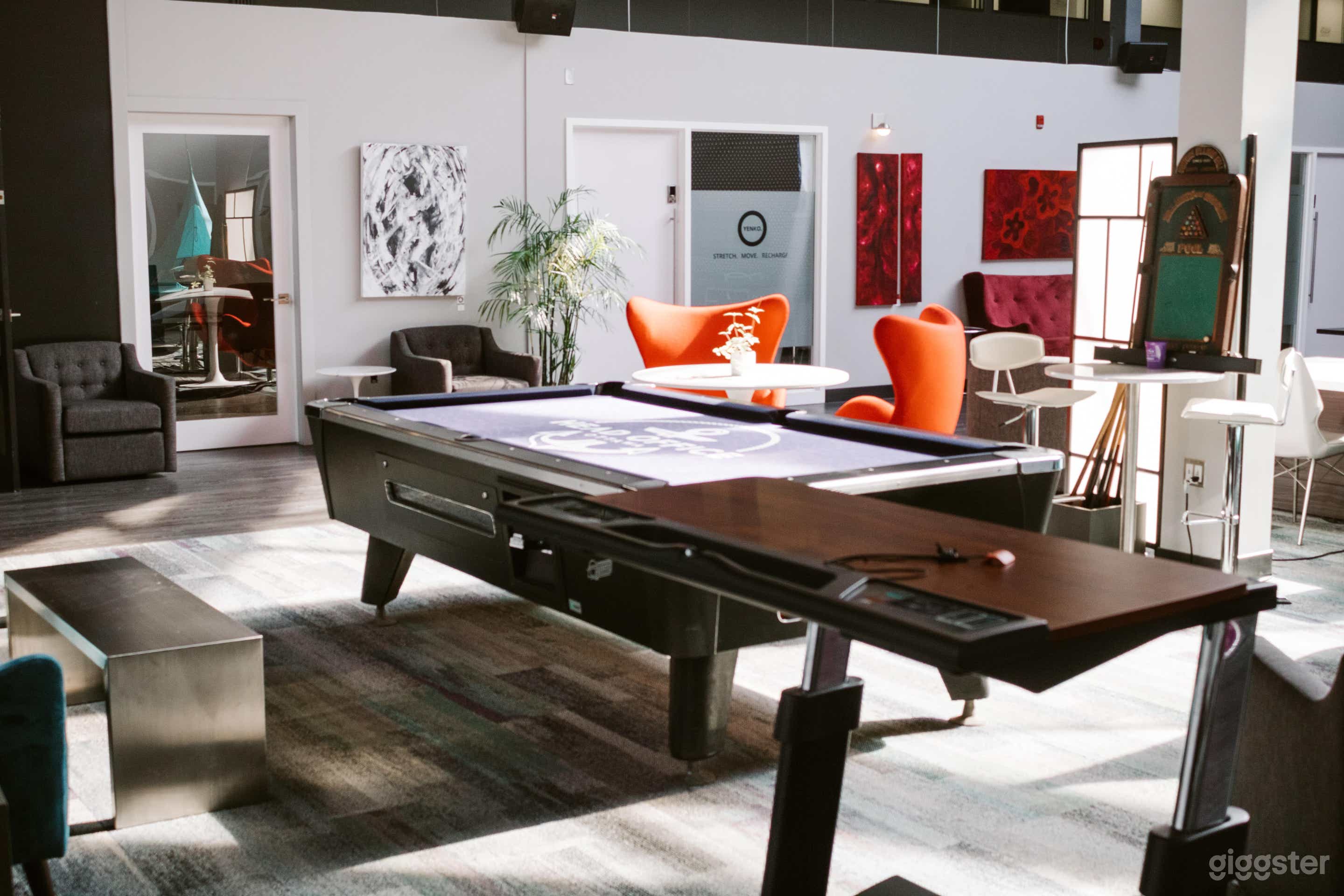 Bright Open Multi Function Event Space Photo 2