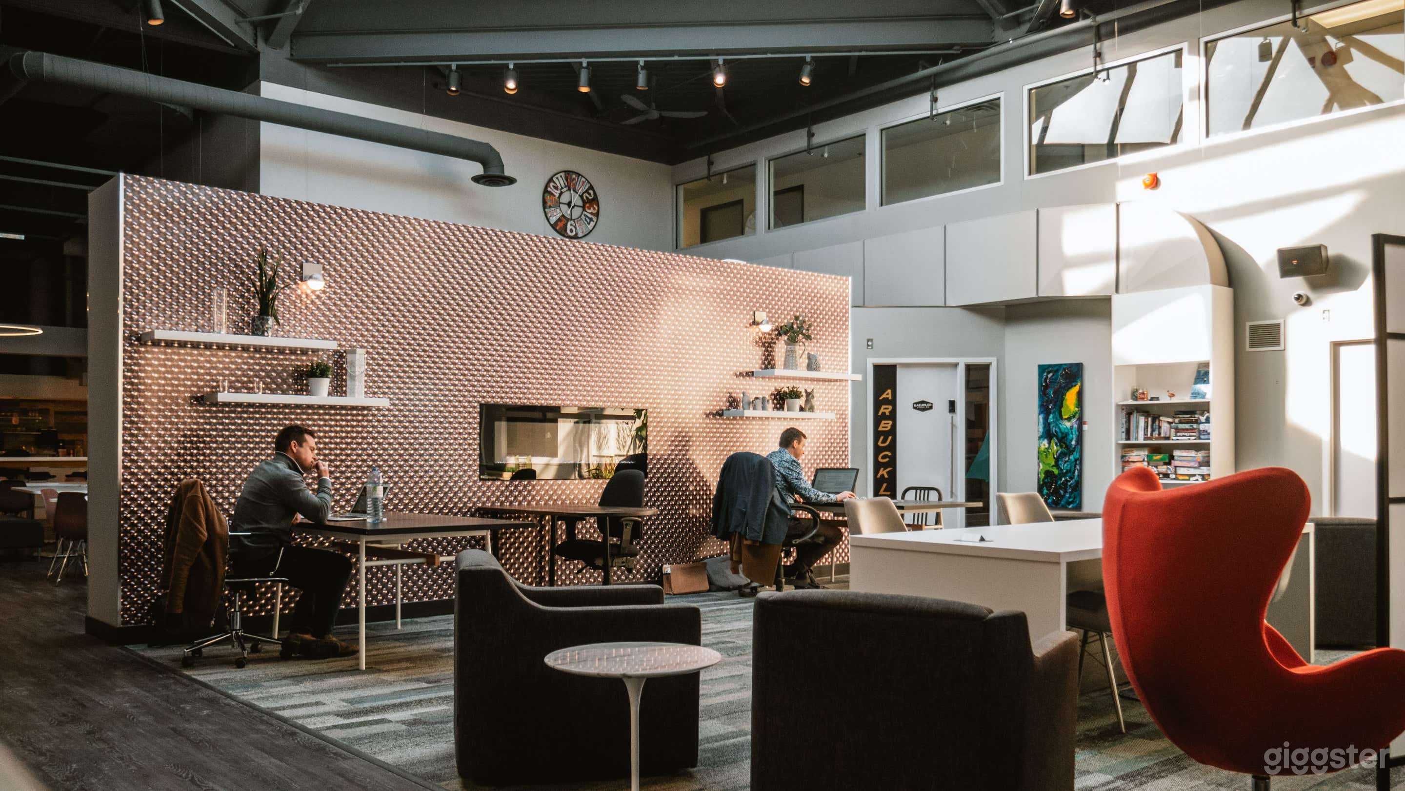 Bright Open Multi Function Event Space Photo 3