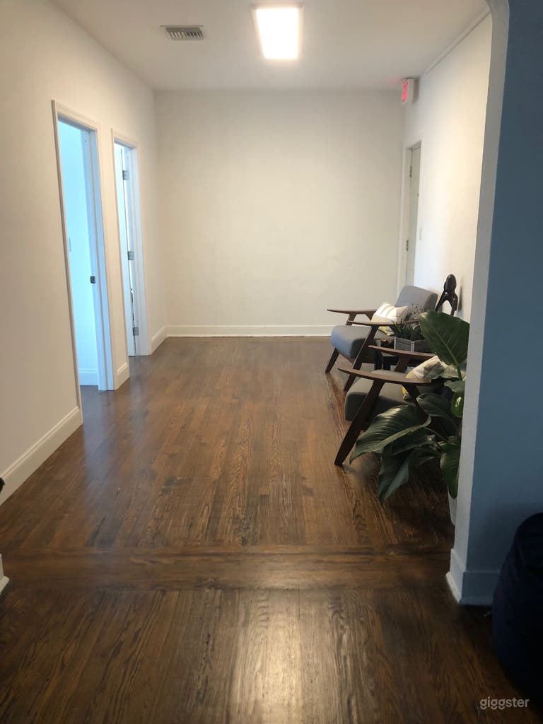  Art-deco building with amazing location  