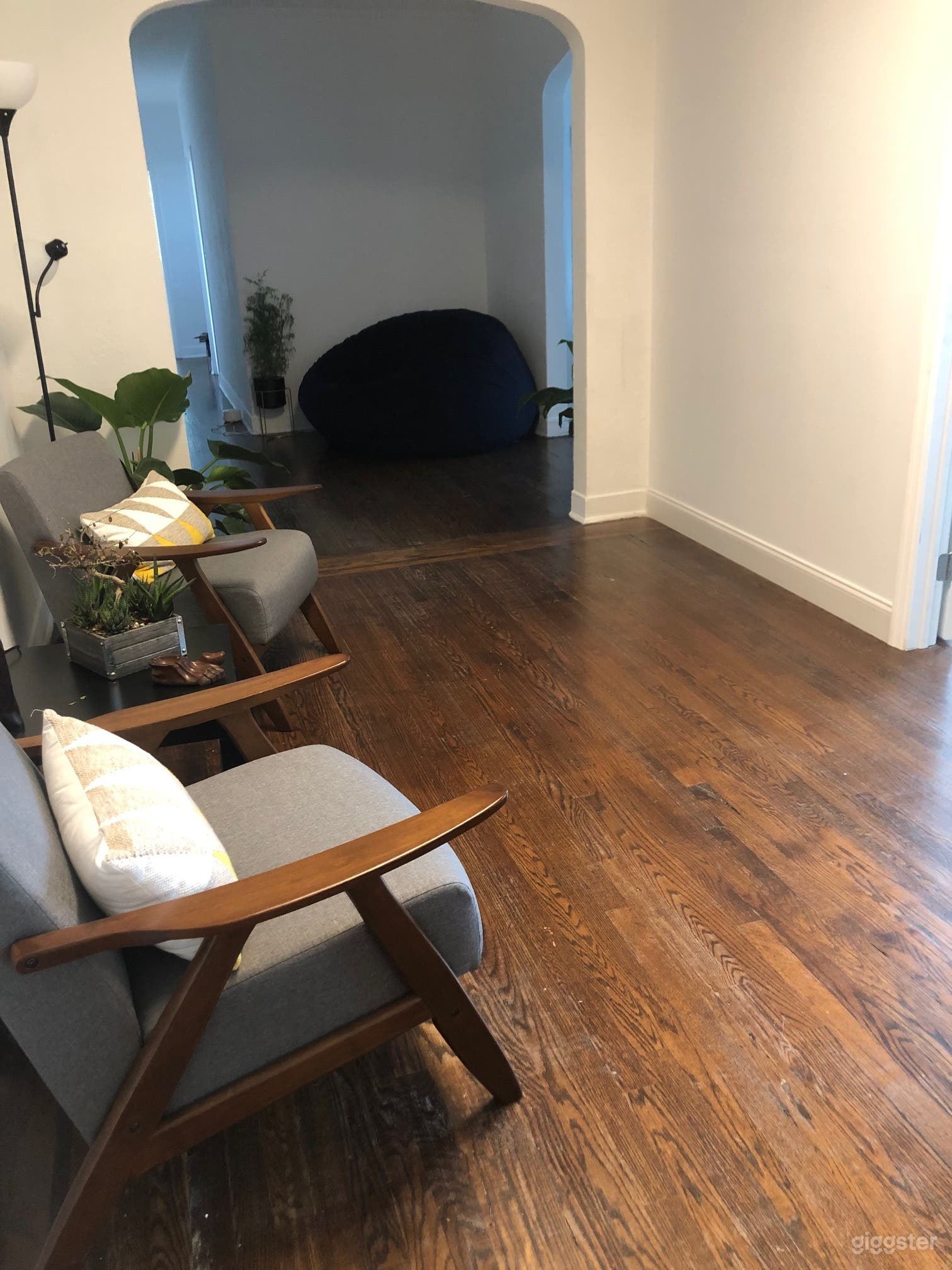 Art-deco building with amazing location  Photo 1