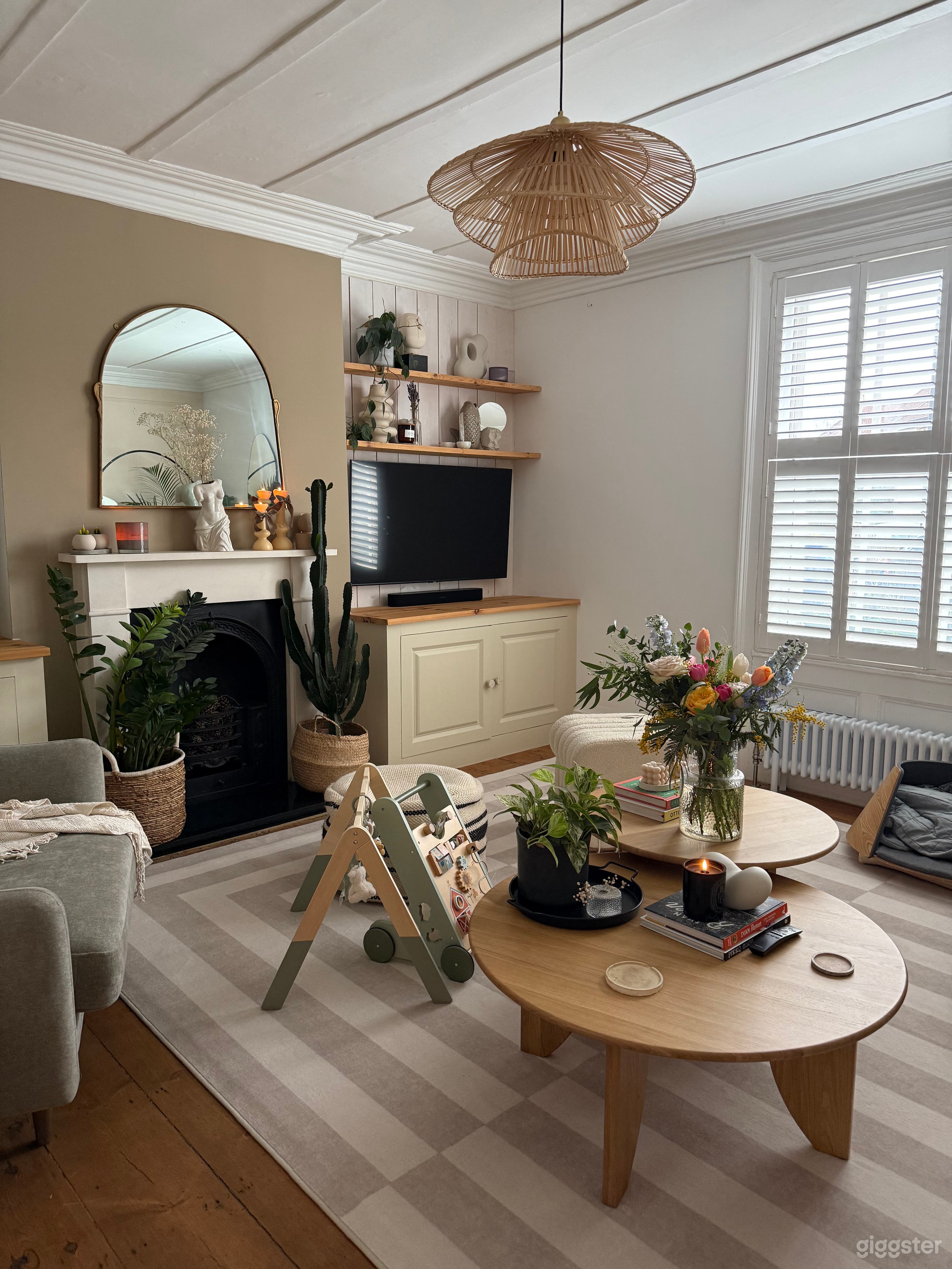 Gorgeous Georgian Property Photo 3