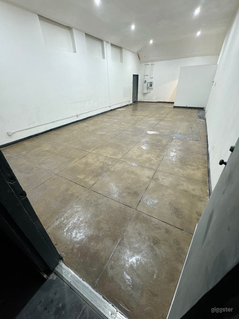  Empty Store Warehouse with Booths, Chairs 