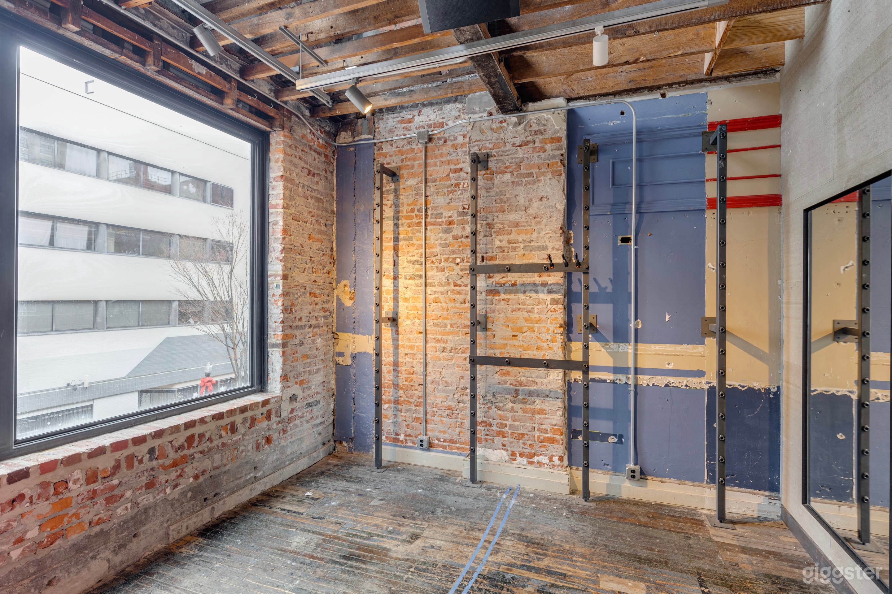 Wide shot of main studio area.