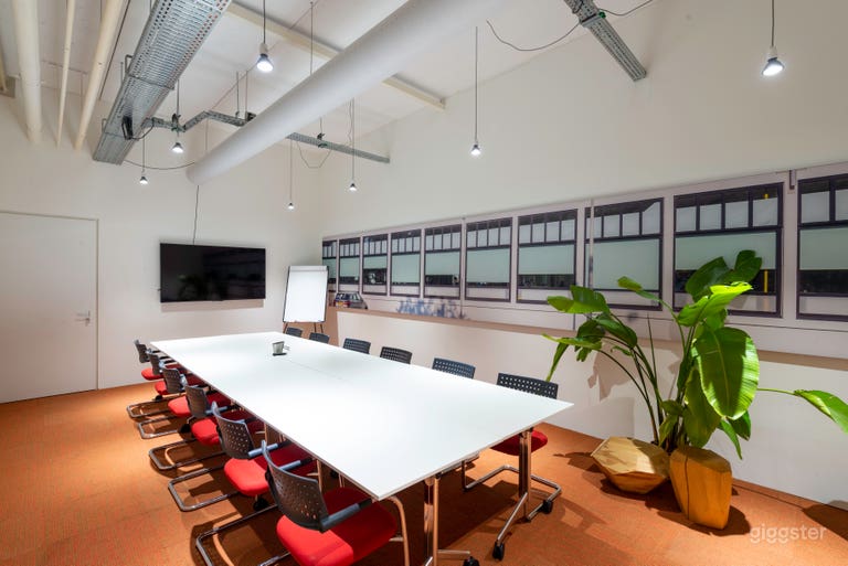  Room5 – 45 m² vergader- 26 workshopruimte 