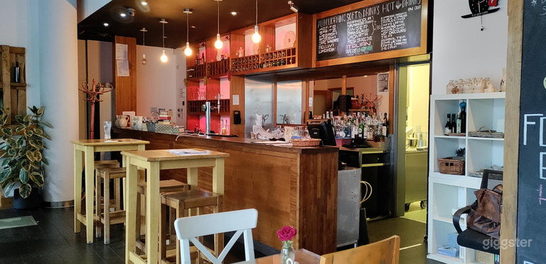  Alla Salute! Trattoria Pizzeria Social 