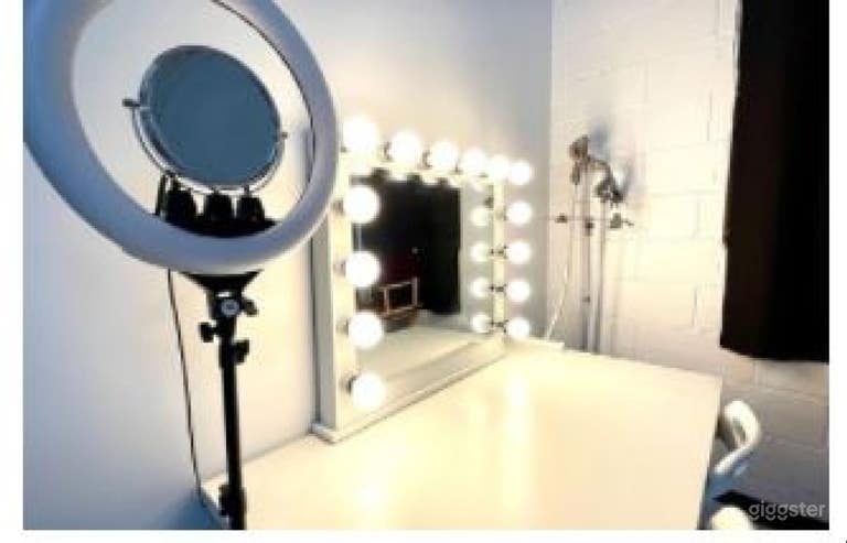   Photography studio in the heart of the NRG area 