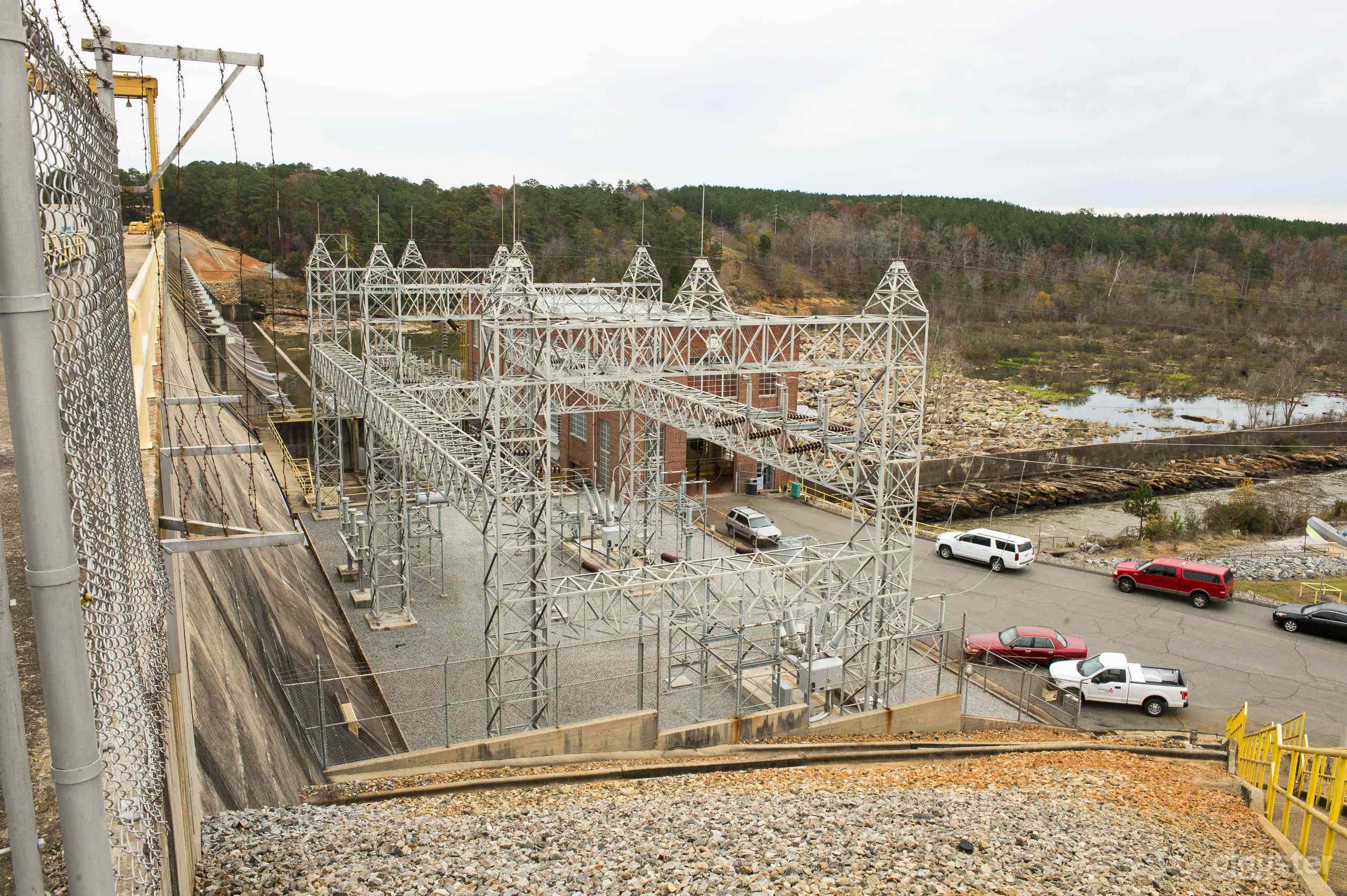 Hydroelectric dam on the Oconee River Photo 1