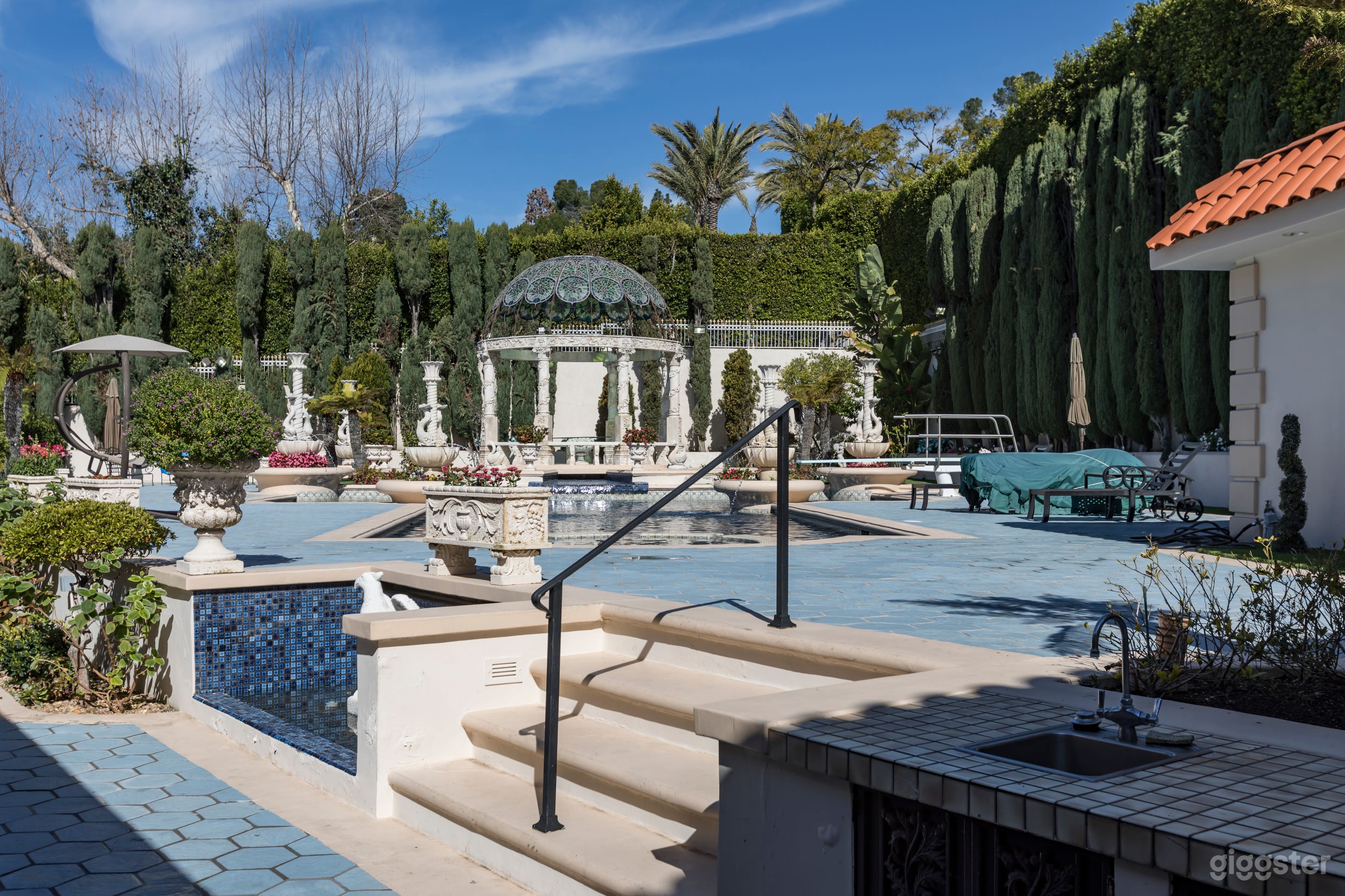 Mansion No.1650 Photo 2