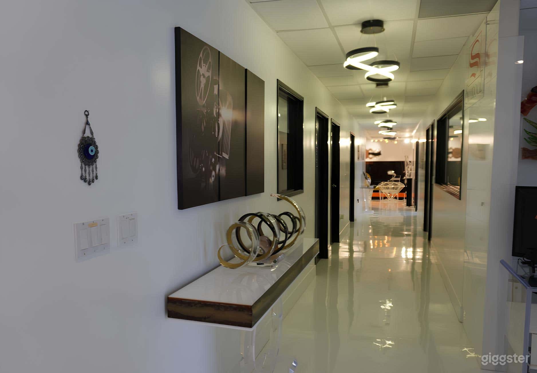 A Very Welcoming Theatre Lobby Photo 4