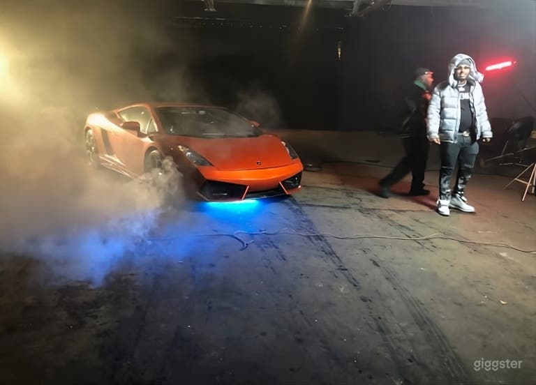  Raw Industrial Garage Production Space - Detroit 