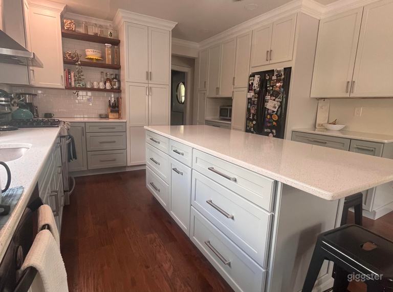  Charming 1800's New York Home with Historic Character 