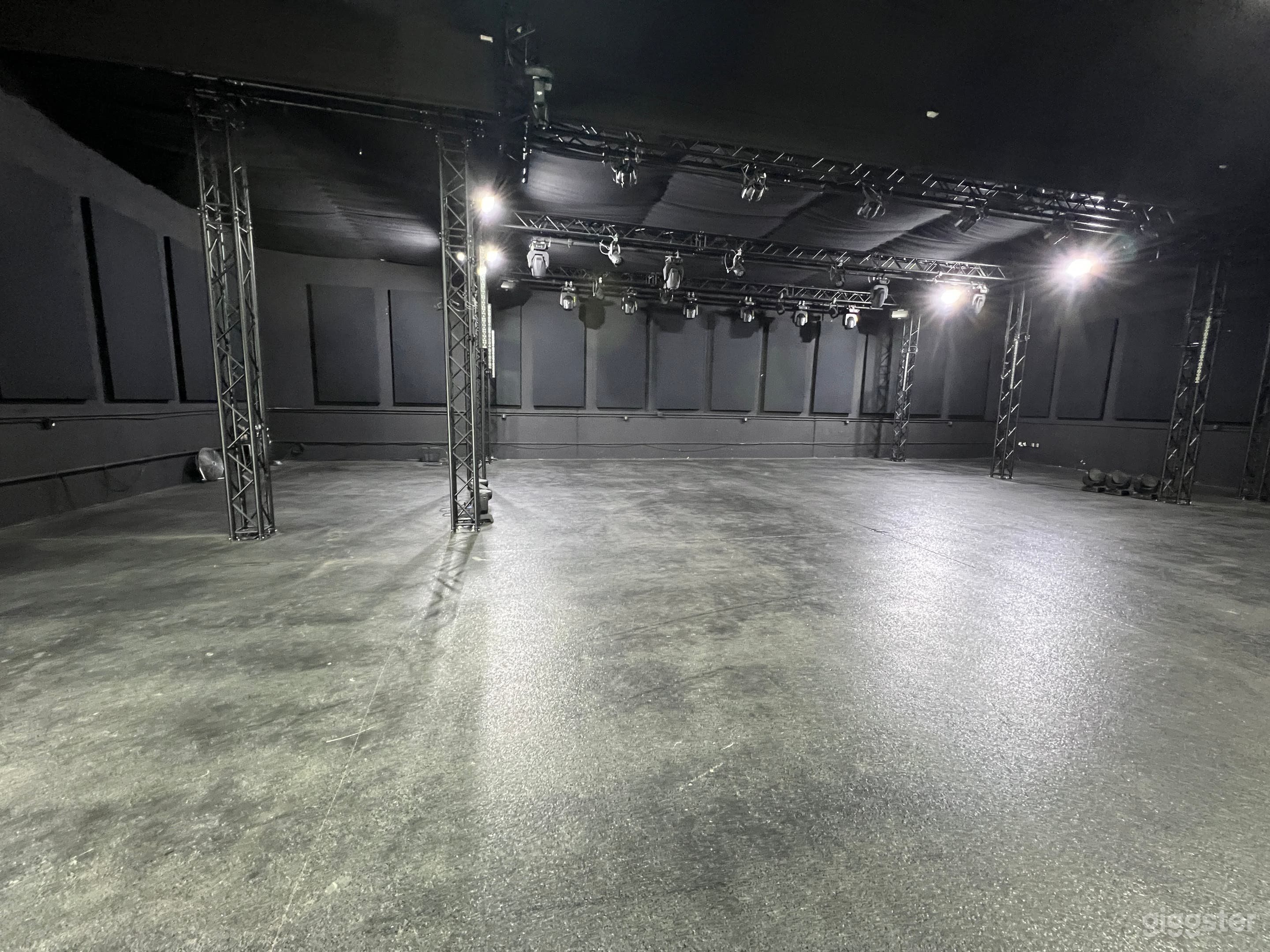 Event Space with Pro Audio, Stage, and lighting Photo 3