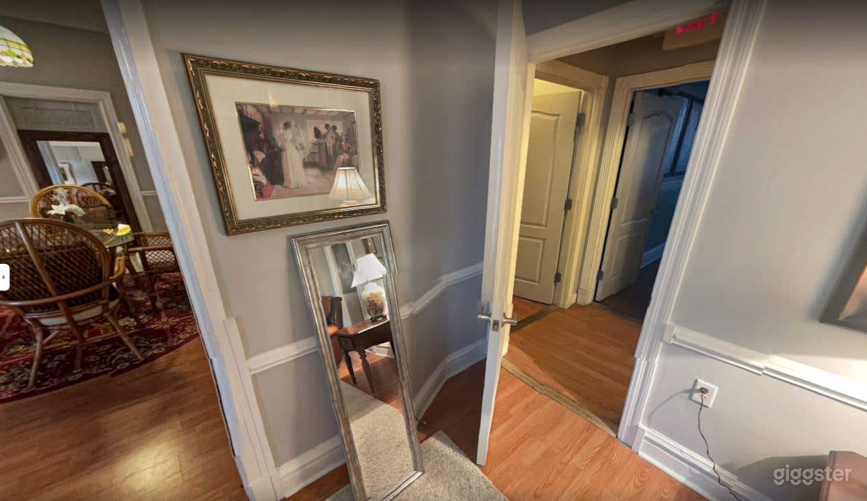 1940's Historic Opera House, Bridal Suite in Pacific Photo 4