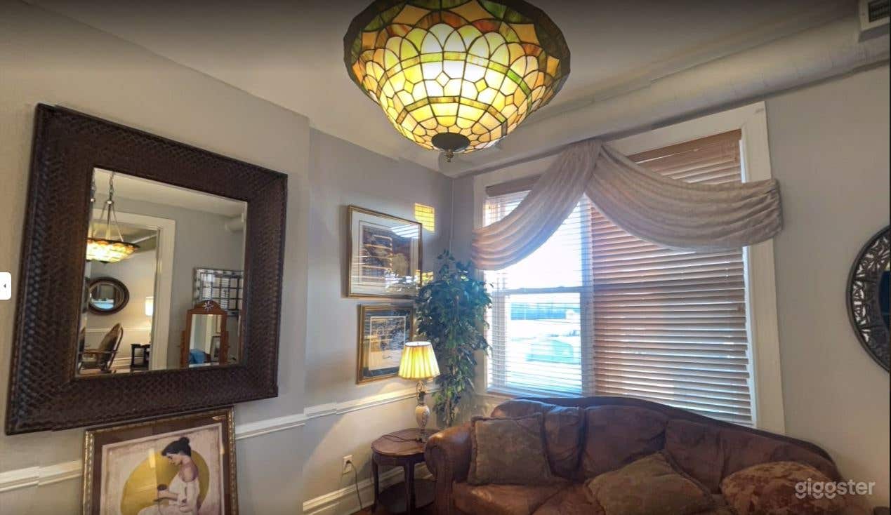 1940's Historic Opera House, Bridal Suite in Pacific Photo 1