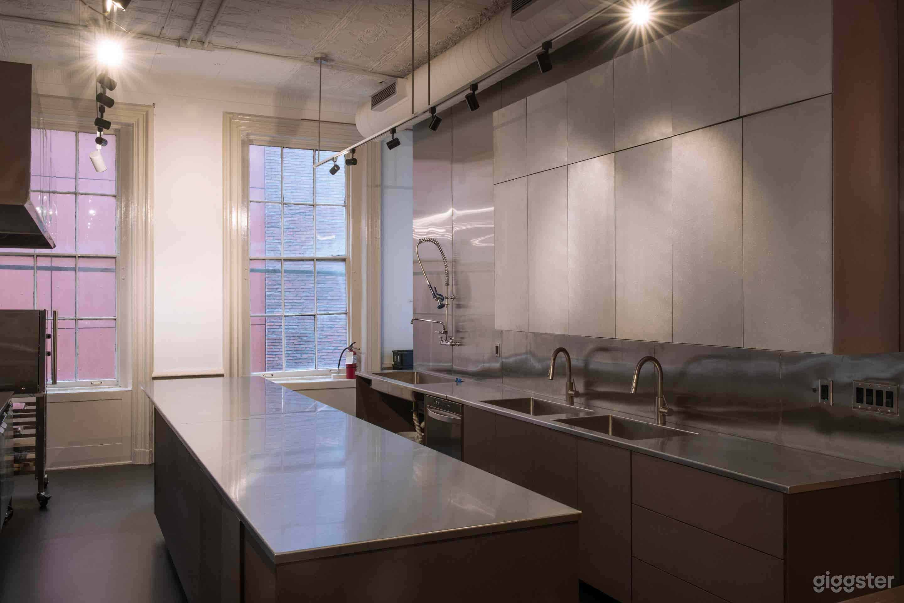 Pre War Tribeca Loft with Gorgeous Chefs Kitchen Photo 4