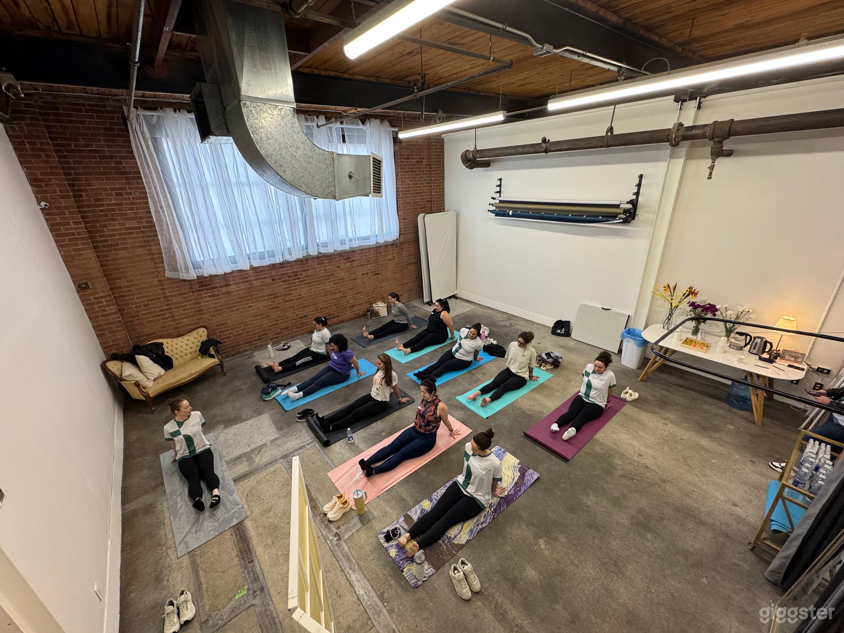West End Bright Loft Studio | Photography, Workshops & Event Photo 4