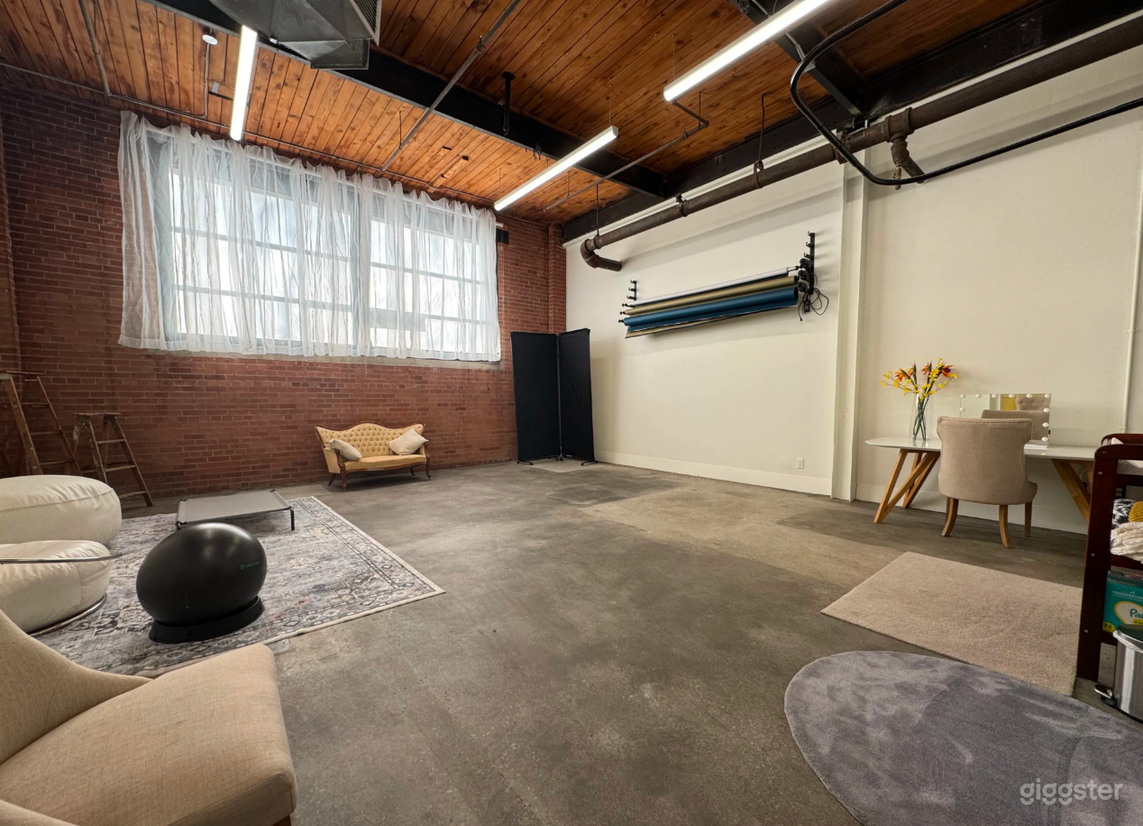 West End Bright Loft Studio | Photography, Workshops & Event Photo 2