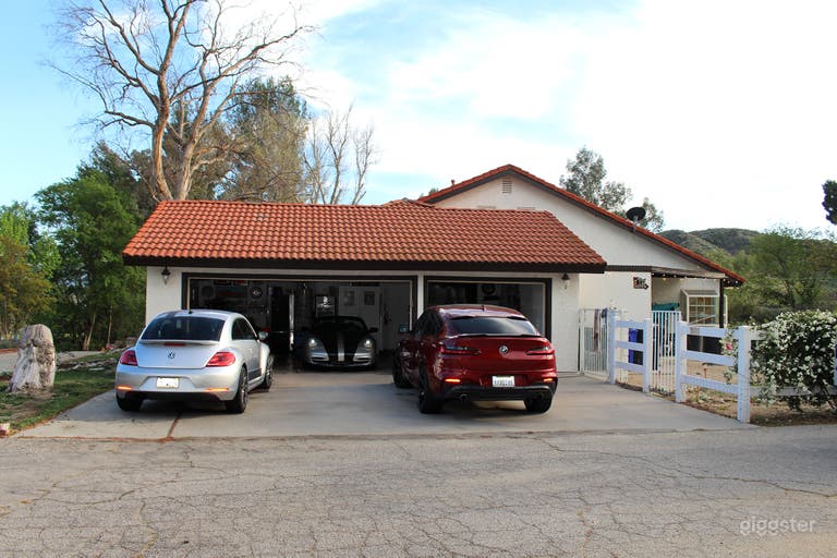  Garage 