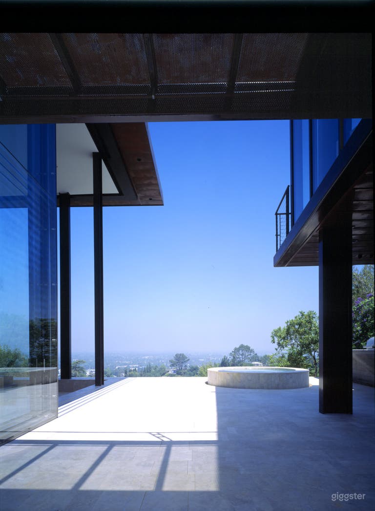  Contemporary Mansion up the Hills 