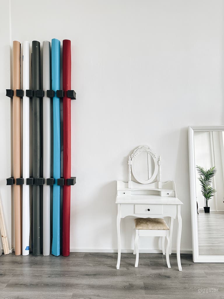  Photo Studio in the Castle 