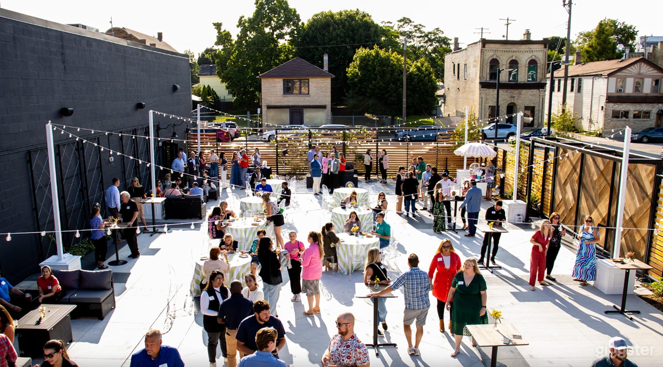 Stunning Outdoor Patio And Bar Photo 1