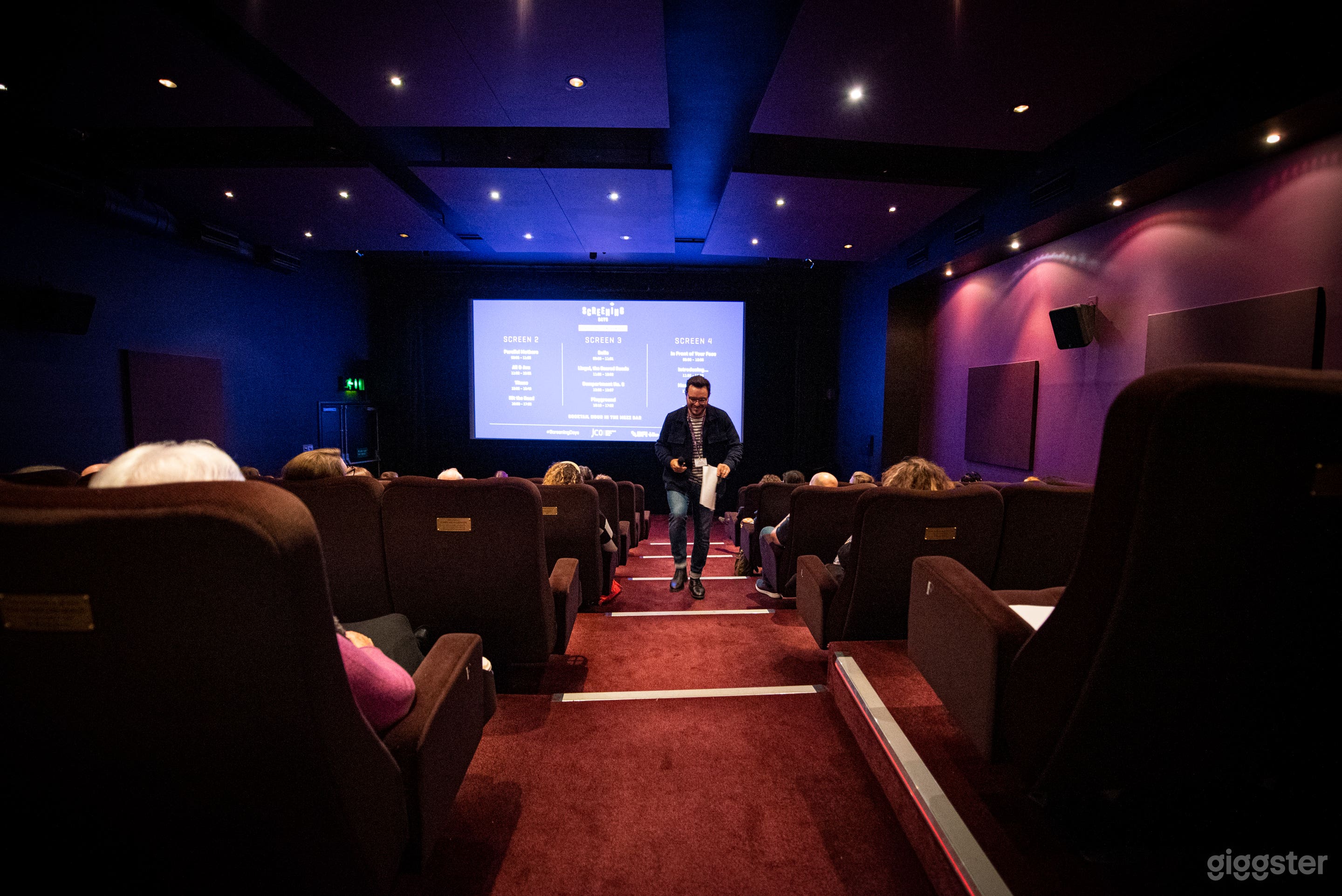 Screen Room 2 Photo 2