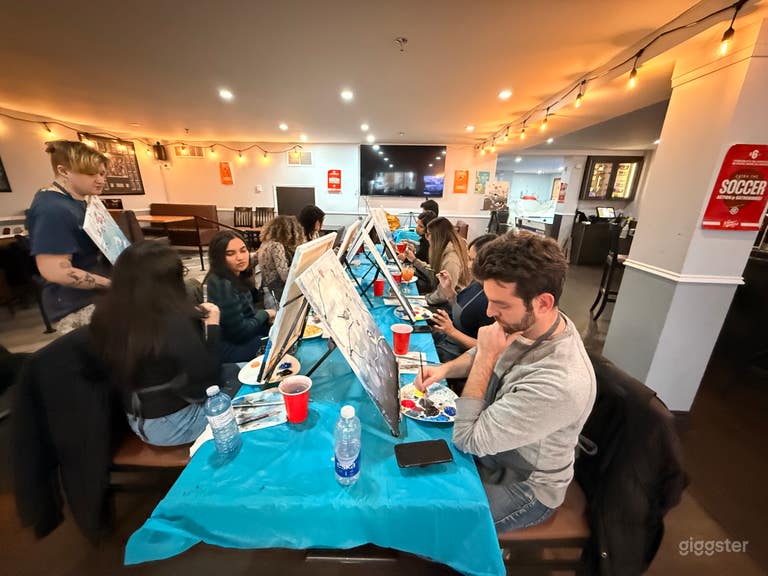  Stylish restaurant and event space 