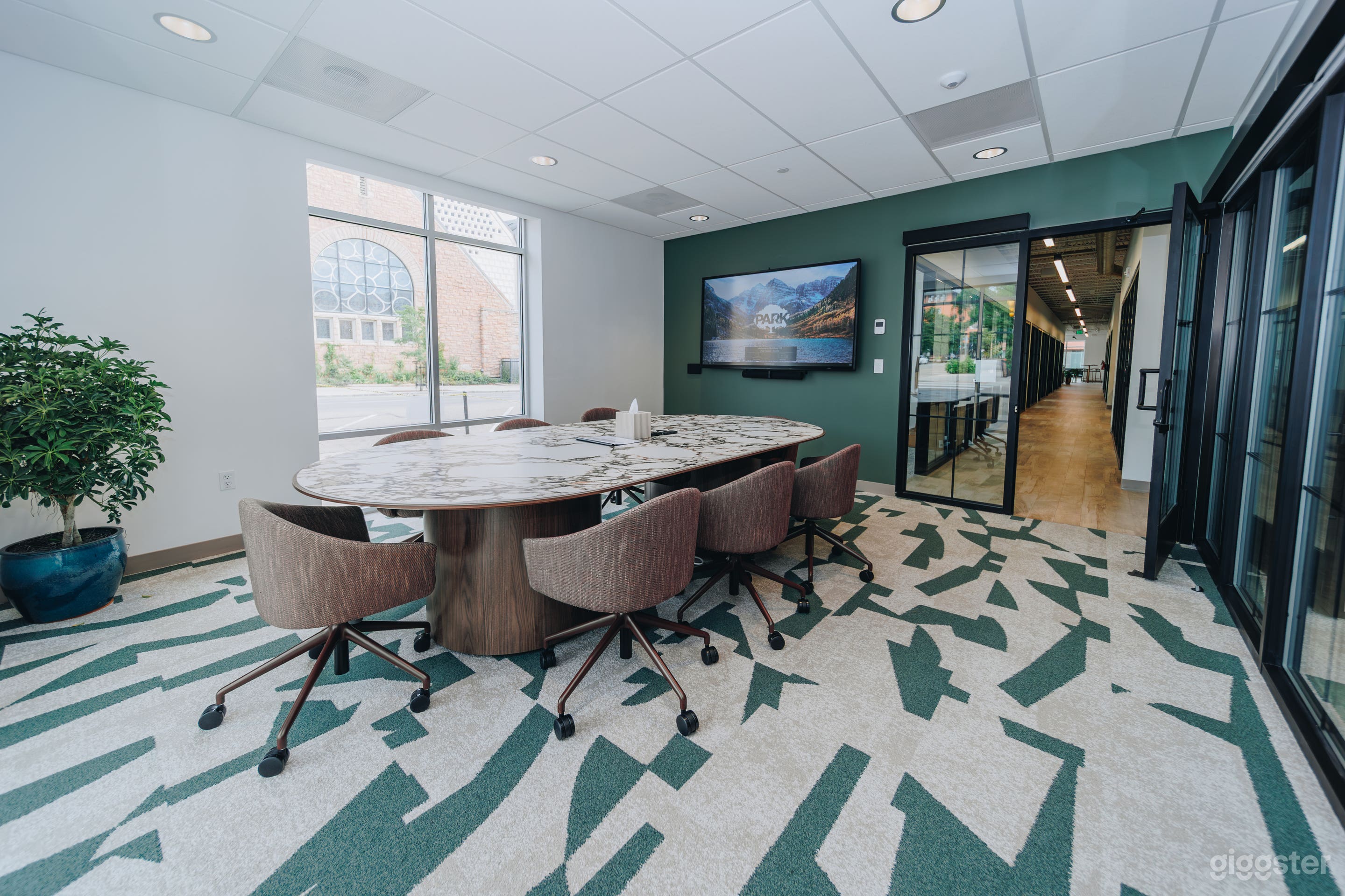 Hills Land and Cattle Company Conference Room Photo 2