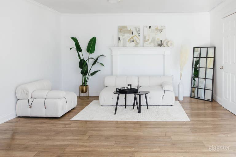  Studio de contenu à lumière naturelle 