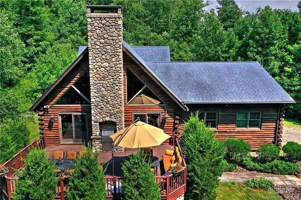 The Cabin in Monroe Photo 4