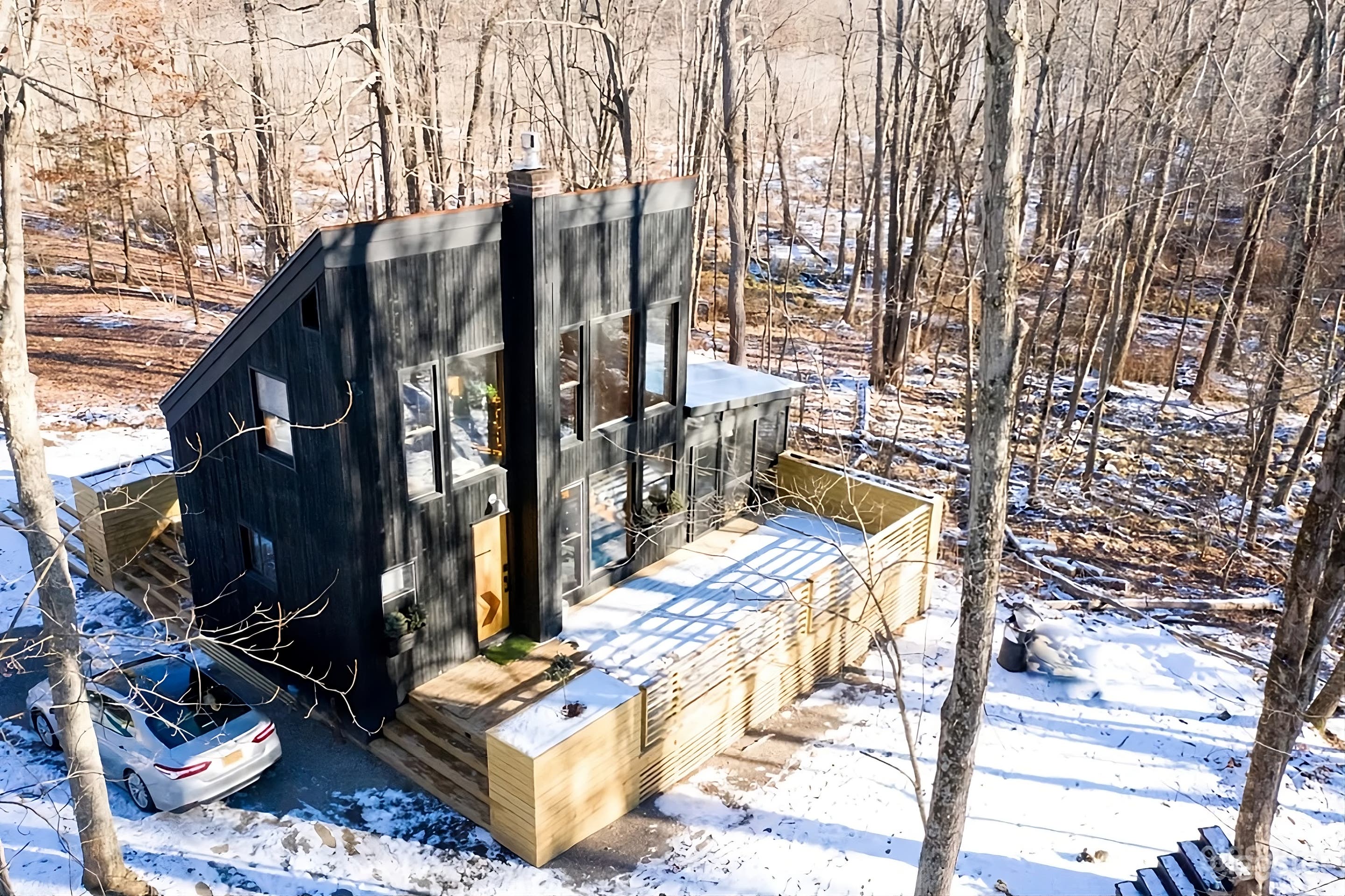 Secluded Backyard Oasis Photo 4