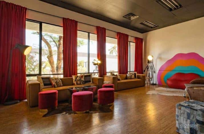 Hybrid Event Space Located in Las Vegas Photo 4