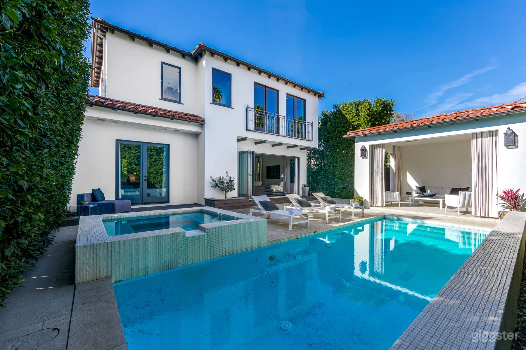 West Hollywood Mediterranean home with cabana  Photo 3