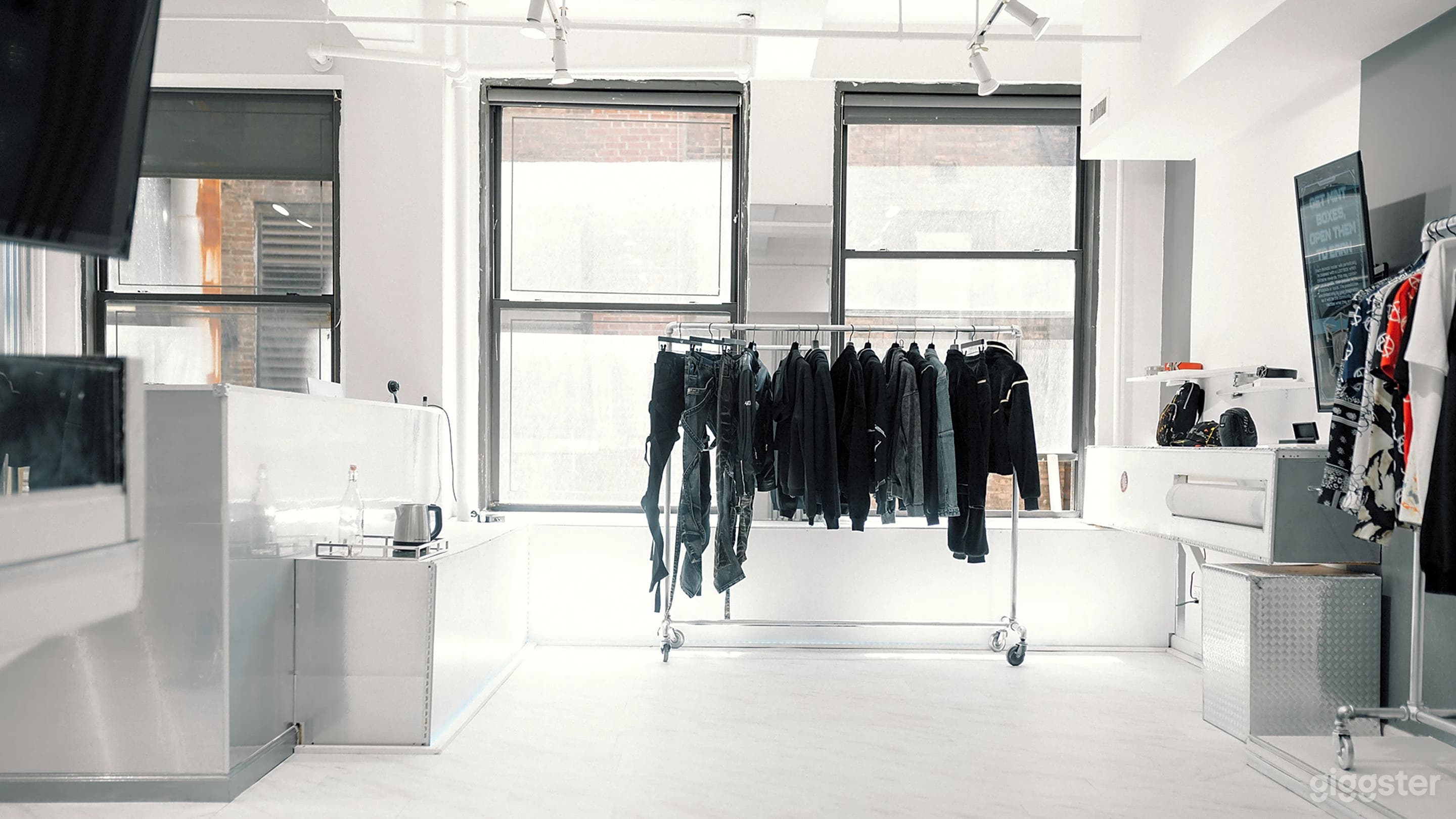 White, Sleek &amp; Modern Space in Manhattan Photo 1