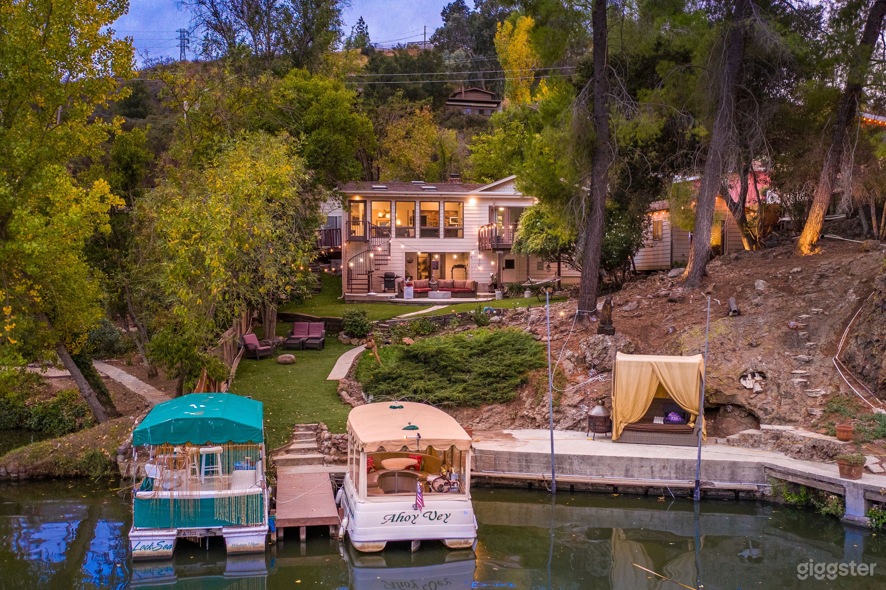 Main dock is currently being expanded and upgraded.  Pictures will be posted soon.

Take note -the green boat and covered tent no longer exist, but Duffy, kayak and paddle boat available for small fees.