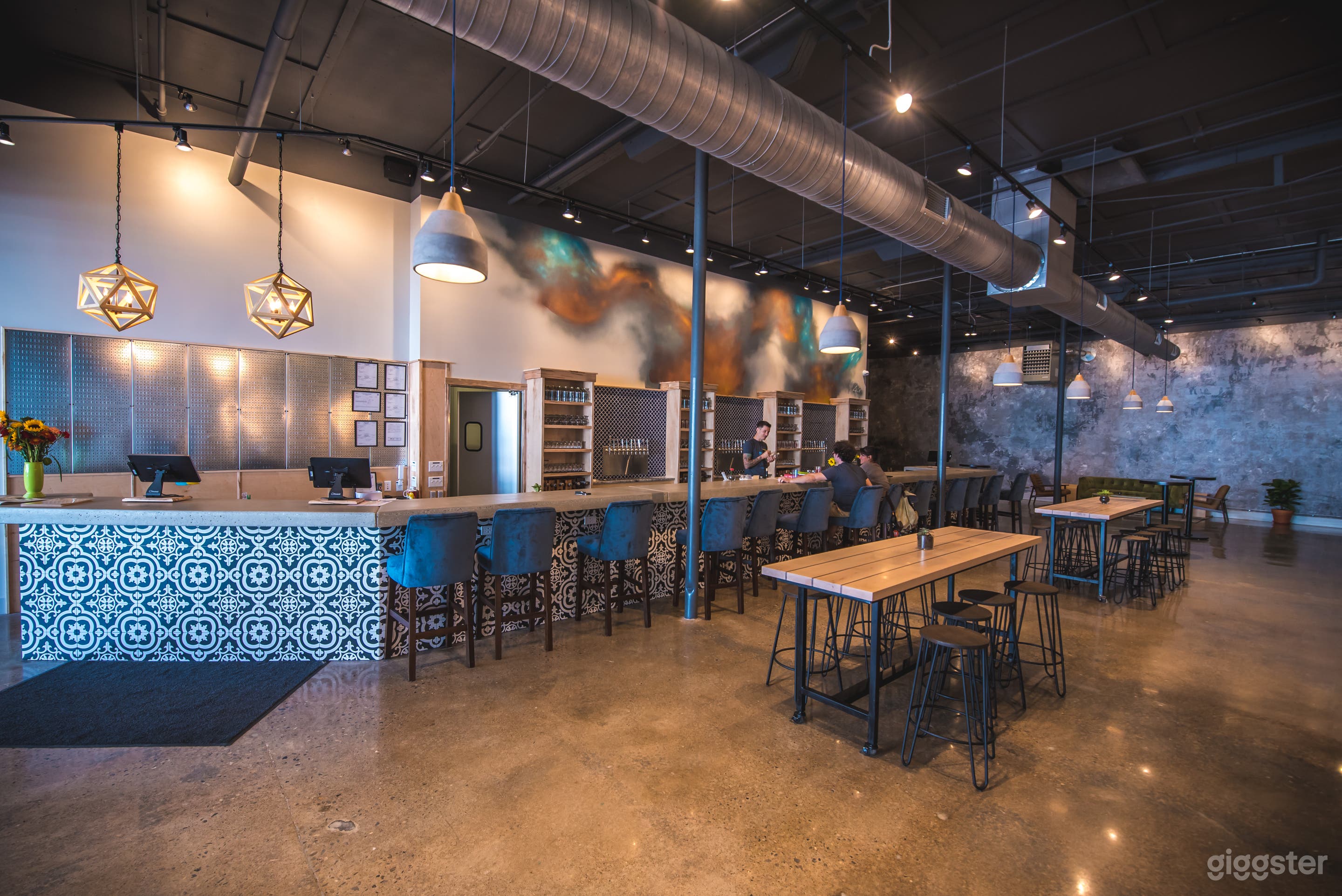 Urban Cidery and Tasting Room - South Slope Photo 2