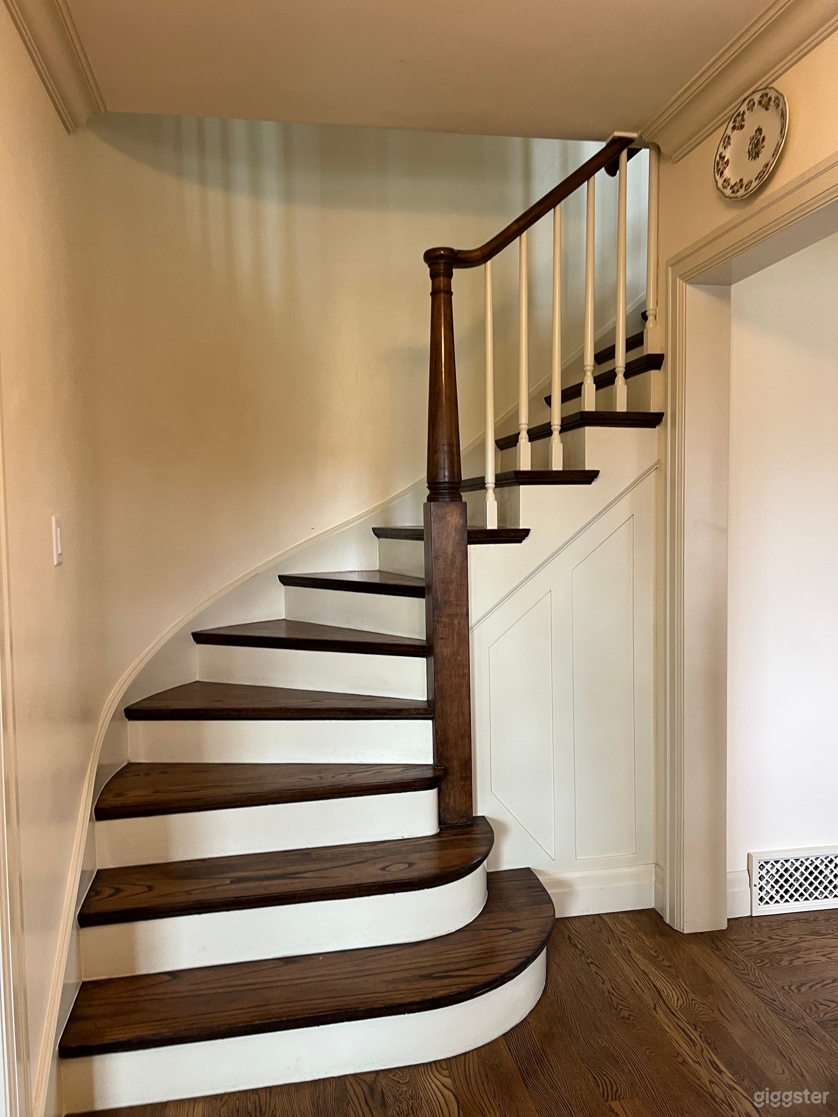 English cottage charm, remodeled historic home Photo 3