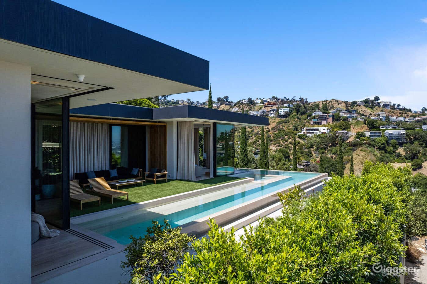 ONYX VILLA : LUXE LA EXCELLENCE/POOL Photo 3