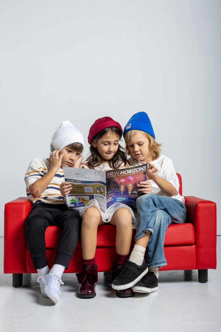  Photo Studio + Pro Studio + Yoga space 