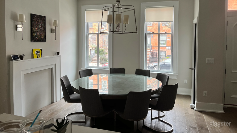  Stunning Aesthetic Townhouse in Jersey City 