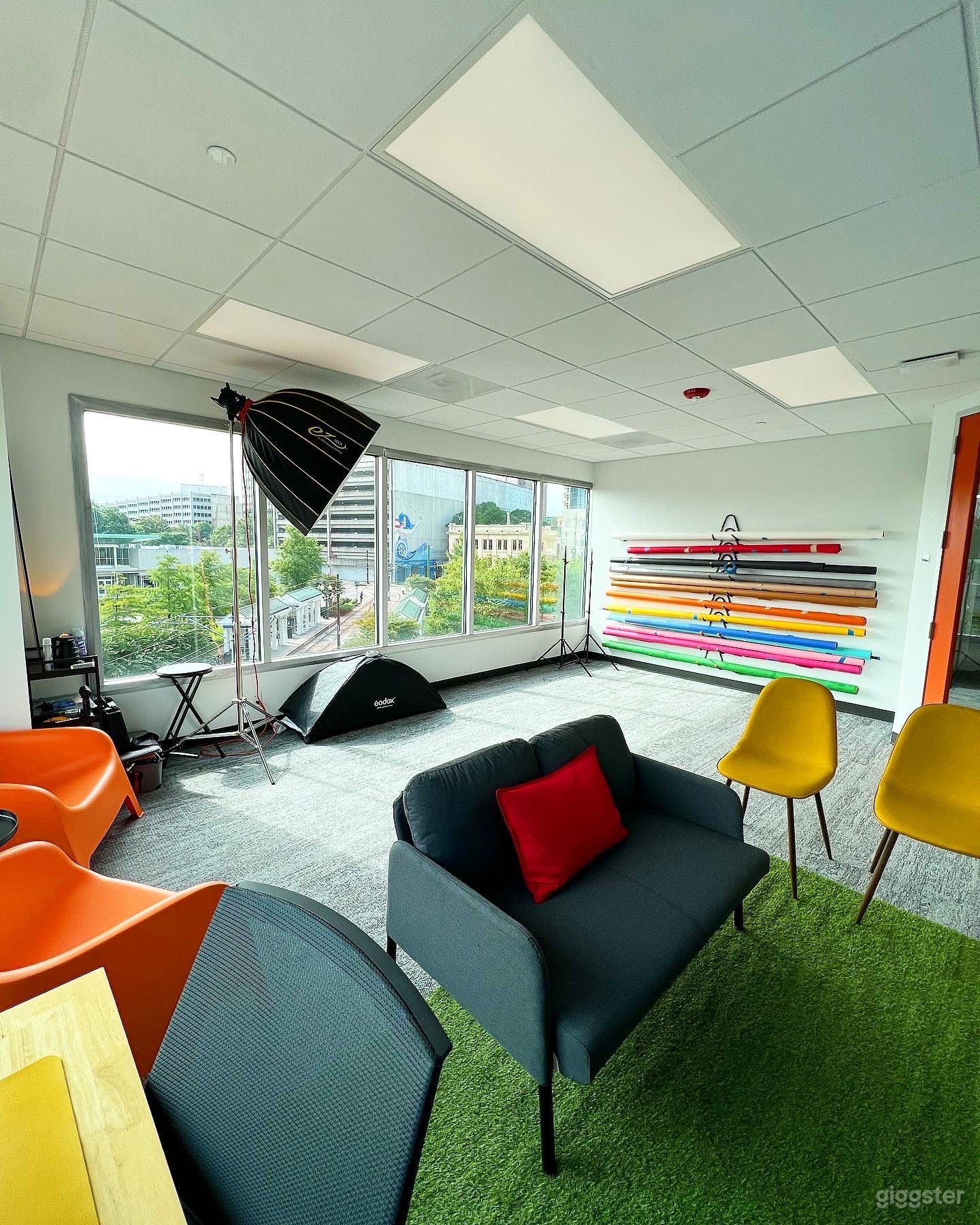 Downtown studio with amazing view Photo 1