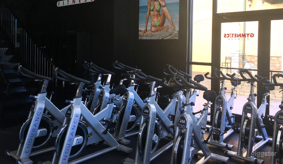 St. James Live Photo 4