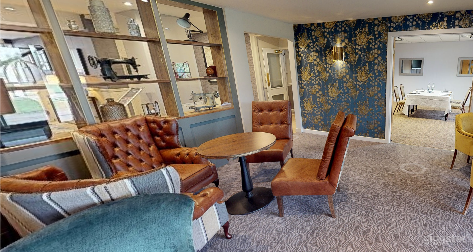 Gorgeous Lounge Dining for Functions Photo 3