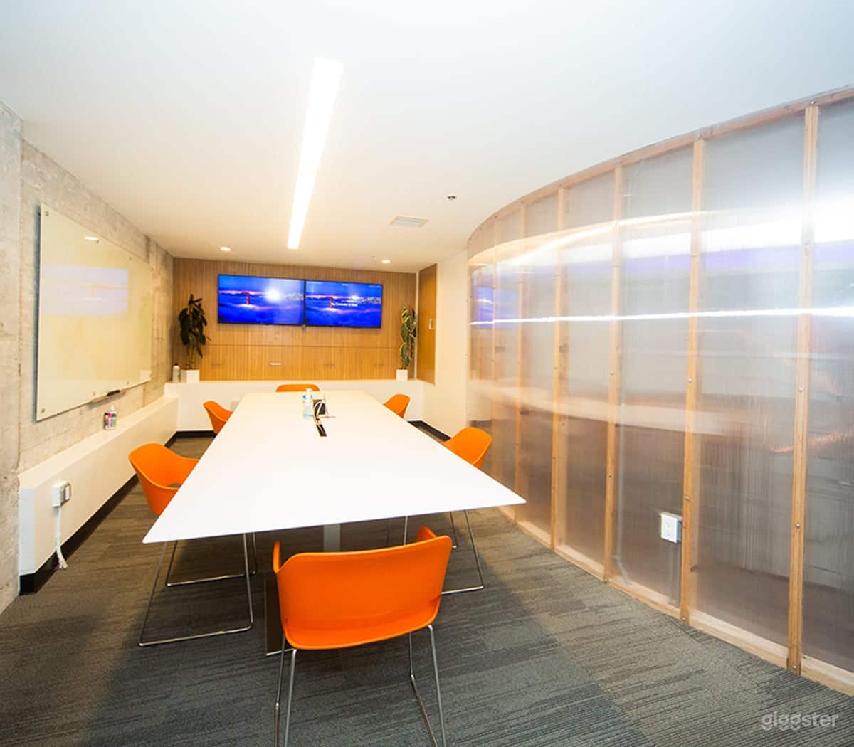 Atrium Conference Room Photo 3