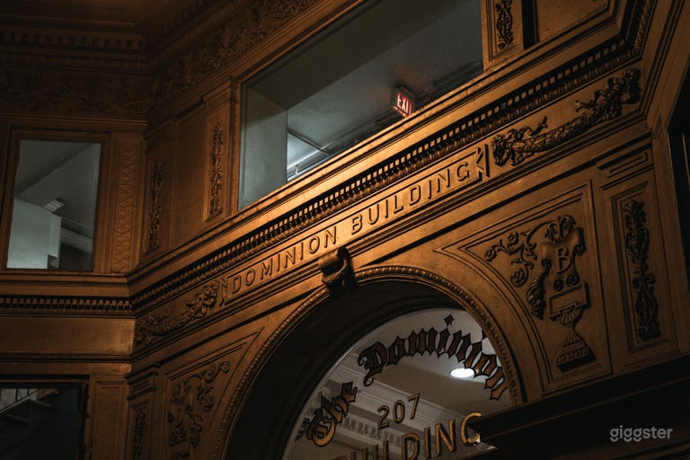  Expansive Lifestyle Space With Rare View 